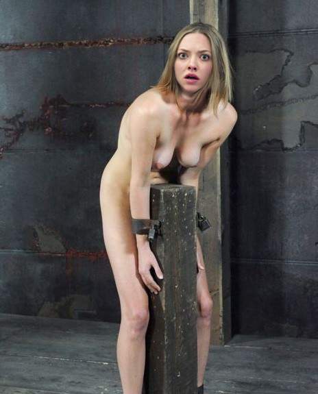 Аманда Сейфрид Amanda Seyfried без одежды и прикована к столбу