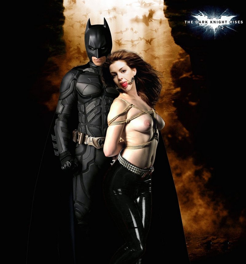 Энн Хэтэуэй Anne Hathaway бондаж и Бэтмен.